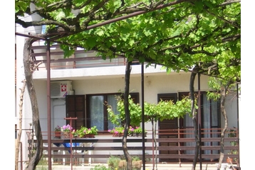 Hrvatska Privát Pula, Eksterijer